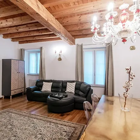 Domus Bella - By Myhomeincomo
