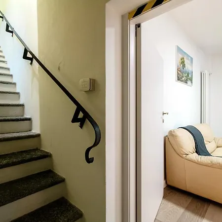 Apartment Domus Bella - By Myhomeincomo Como